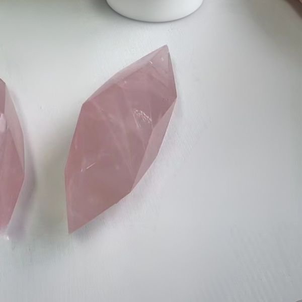 Tazia Vector in Rose Quartz - Image 3